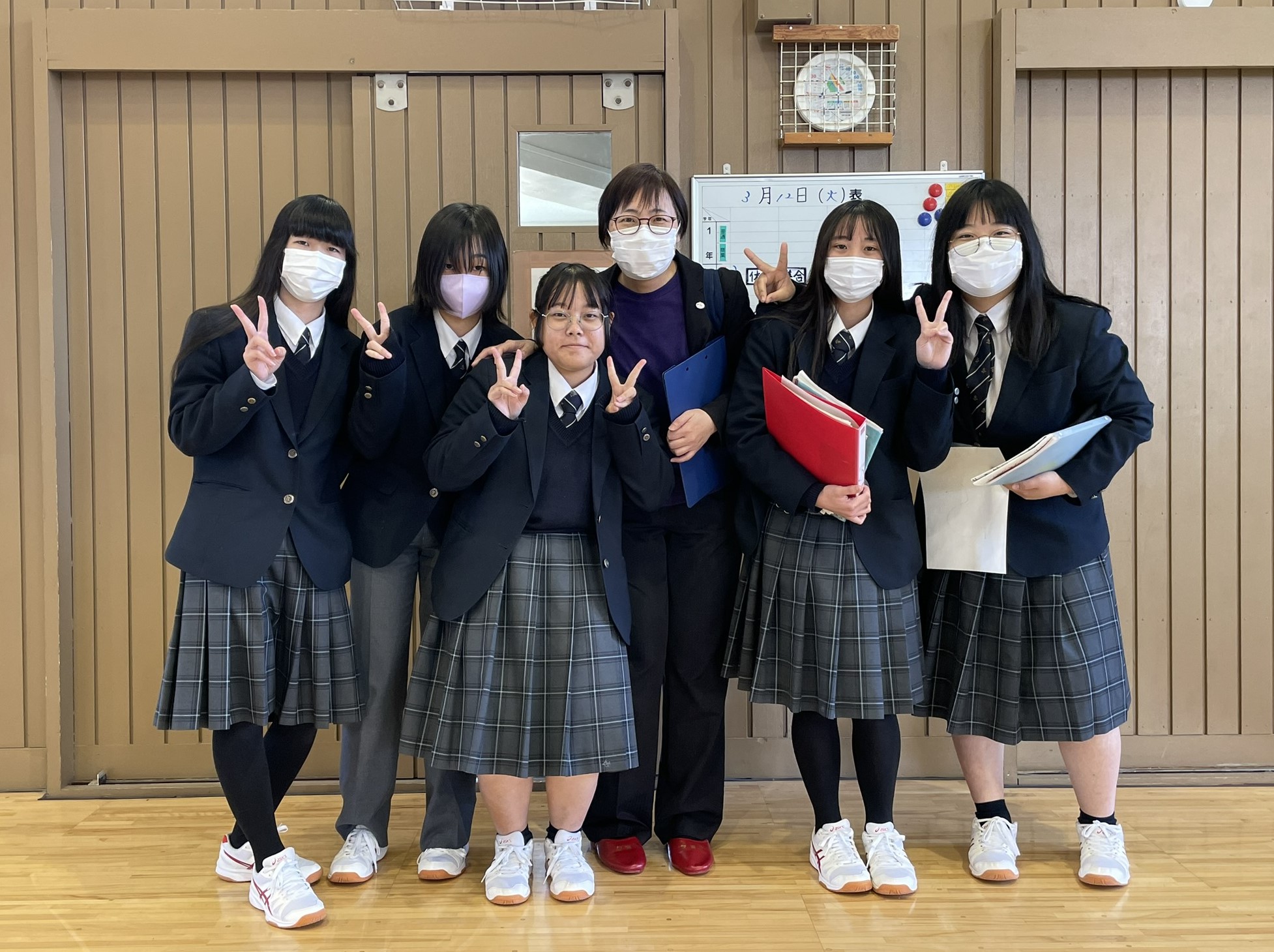 令和6年3月13日（水）、栃木県立足利清風高校で行われた普通科2年生の「総合的な探究の時間　最終発表会」に、看護学部の宮武講師が指導助言者として参加しました。