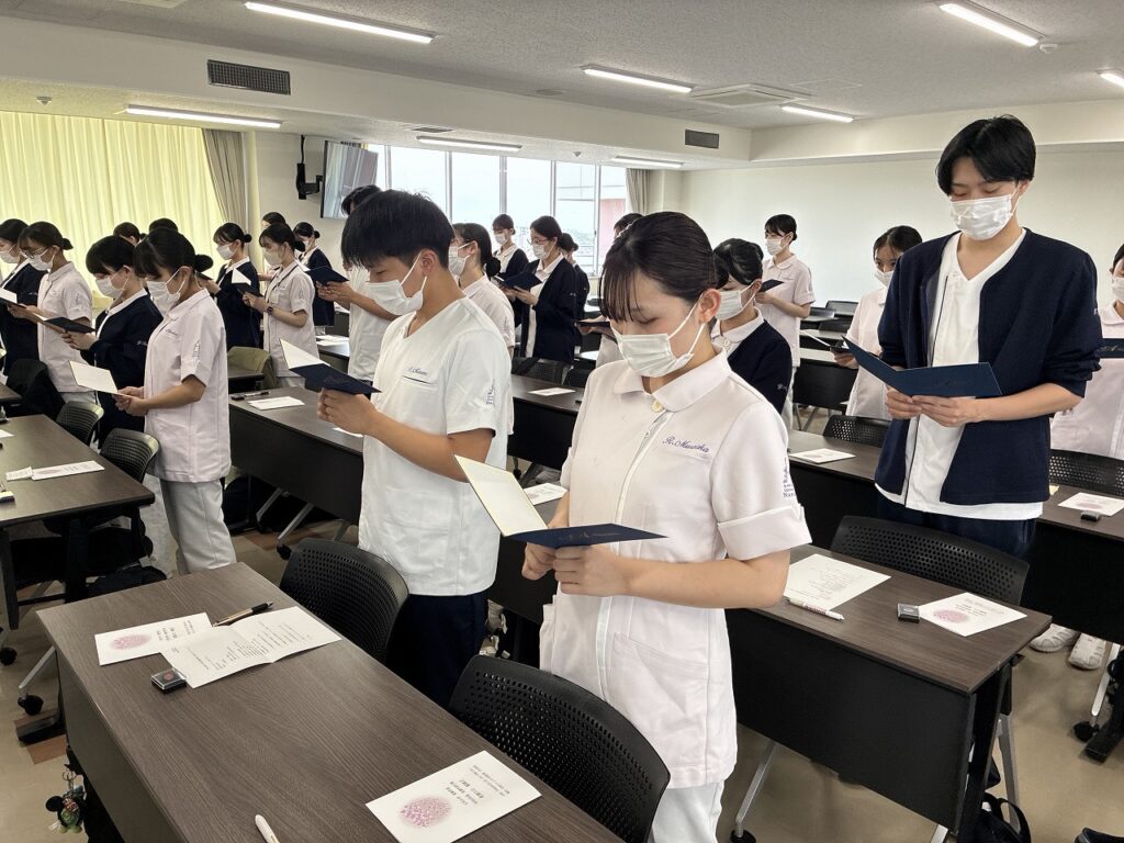 令和８年度看護学部行事「看護の日 誓願式」を開催しました